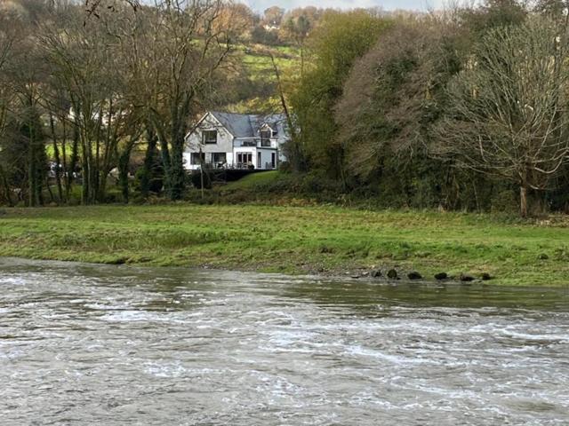 Riverside Stay Gunnislake Exterior photo